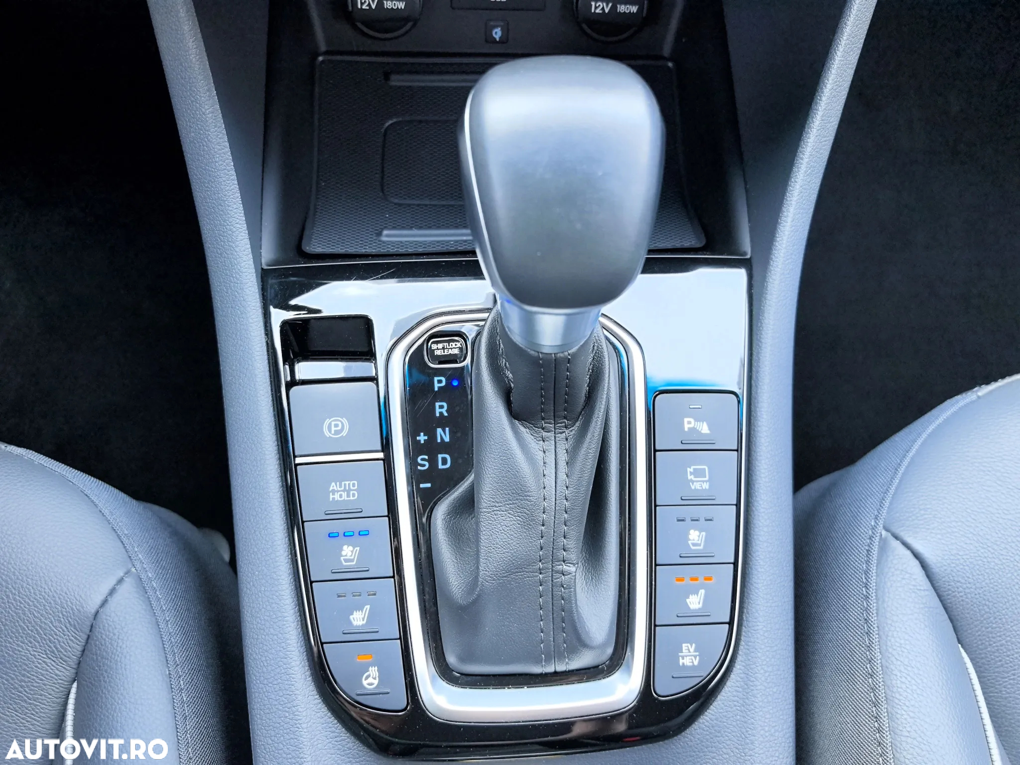 Hyundai IONIQ Plug-In Hybrid 1.6 141CP Exclusive - 7