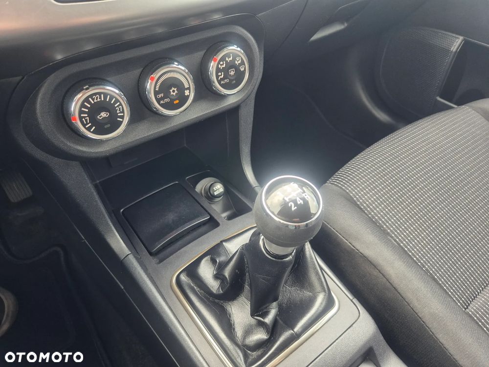 Mitsubishi Lancer 1.8 Intense - 27