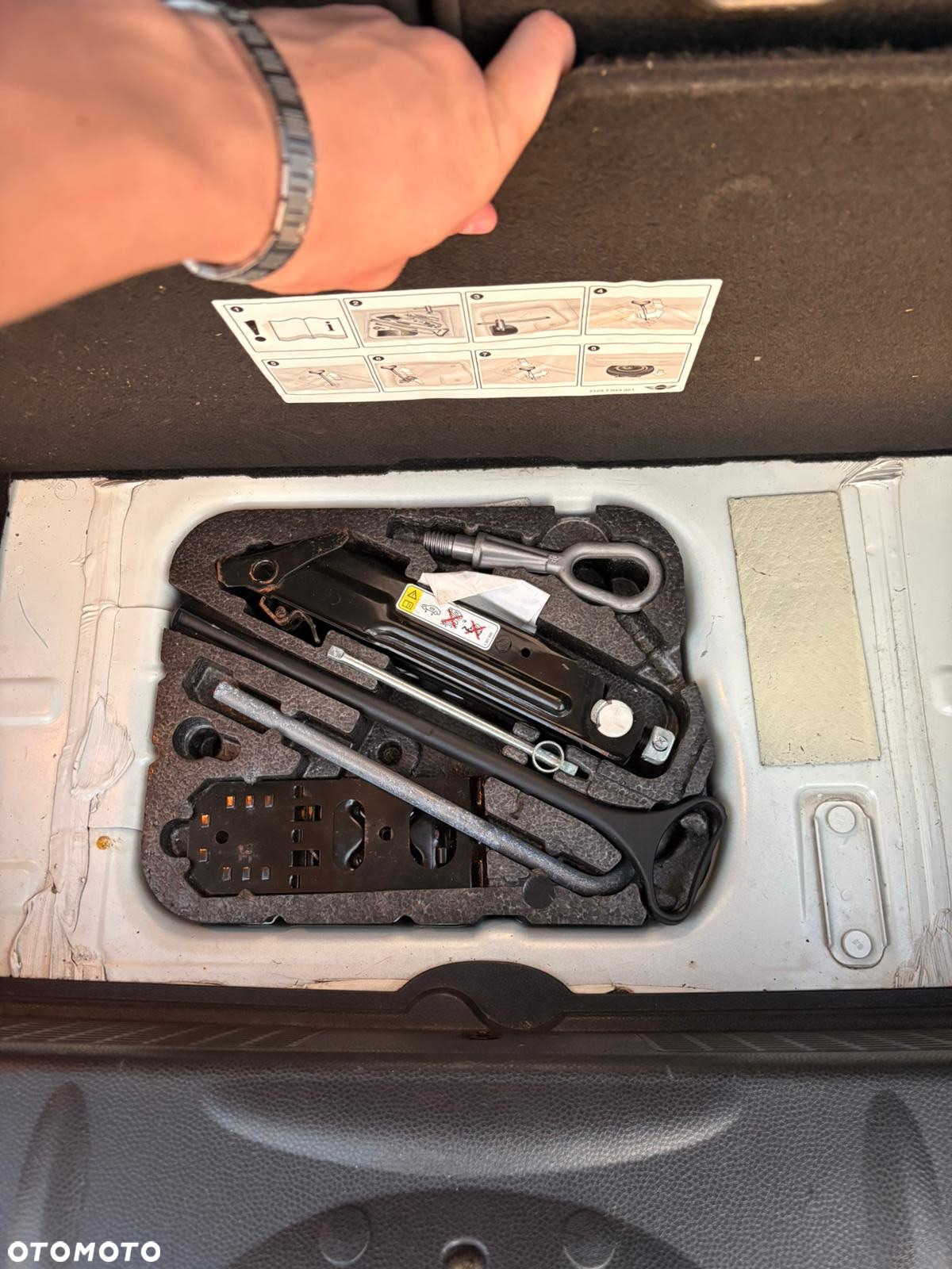 MINI ONE Standard - 17