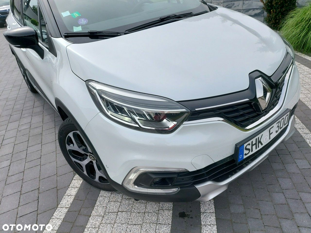 Renault Captur - 16