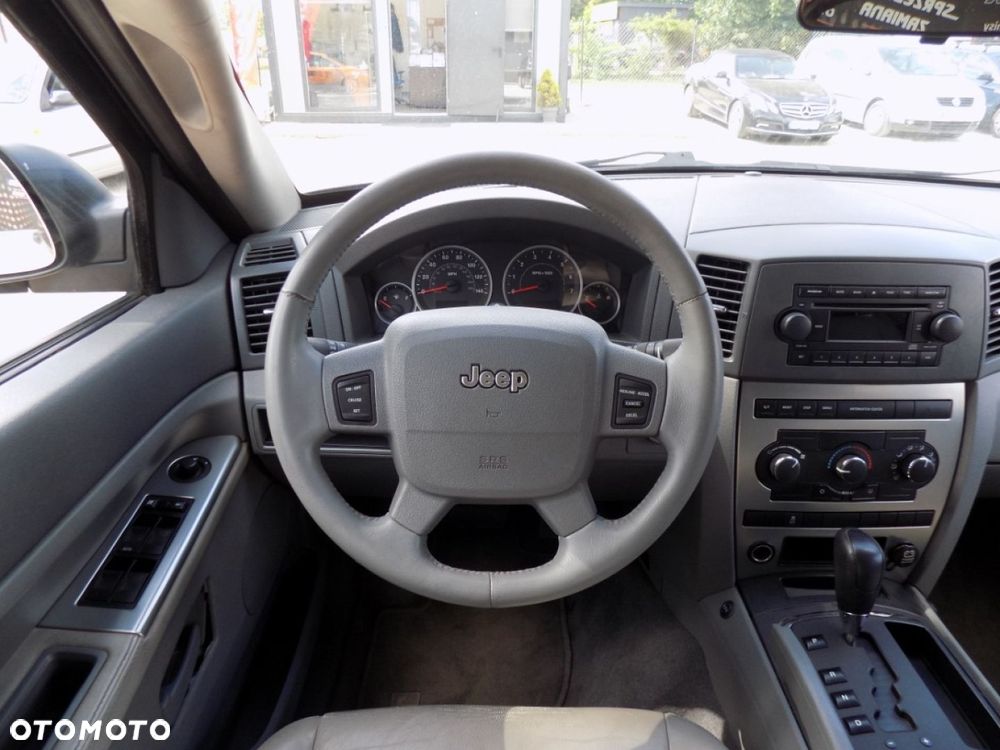 Jeep Grand Cherokee - 6