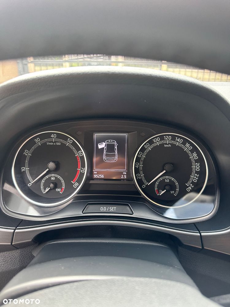 Skoda Fabia 1.0 TSI Style - 9