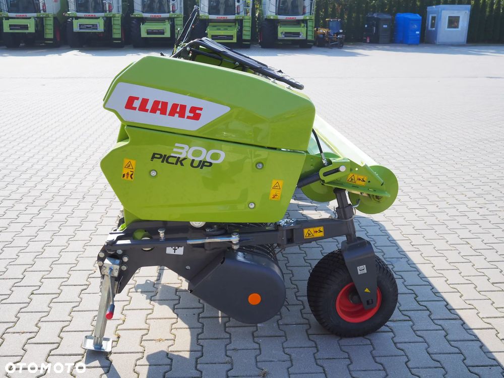 Claas PICK UP 300 - 8