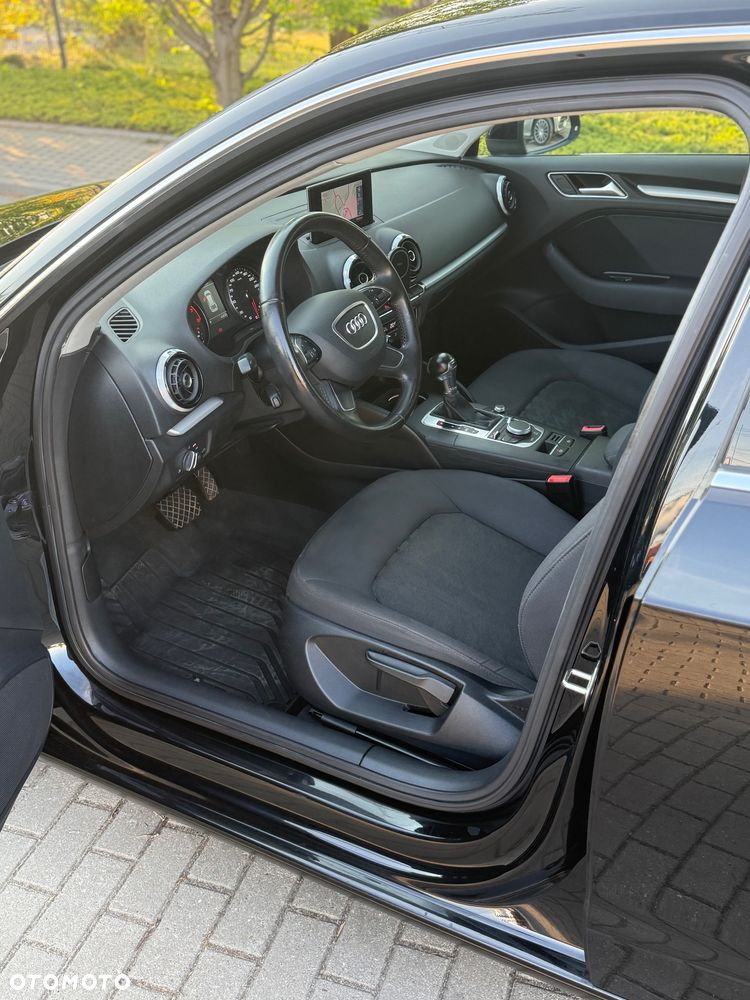 Audi A3 Sportback - 17