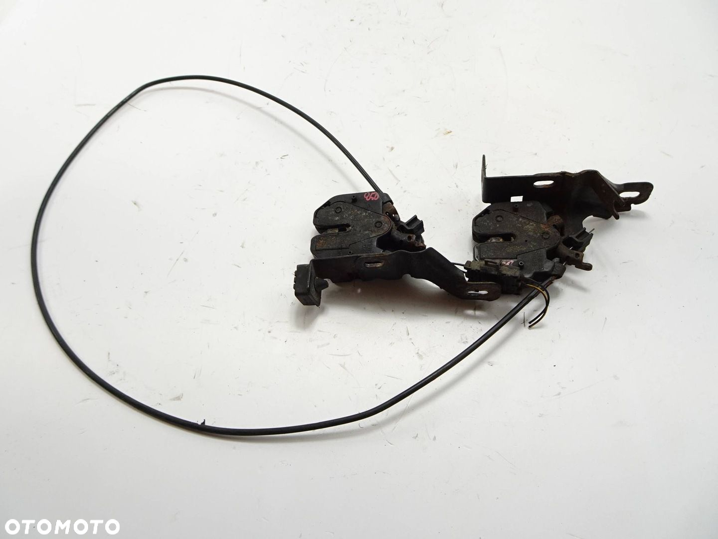 Zamki linki maski przód kpl. Volvo 850 - 2