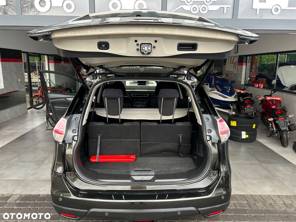 Nissan X-Trail 1.6 DCi N-Connecta 4WD 7os - 38