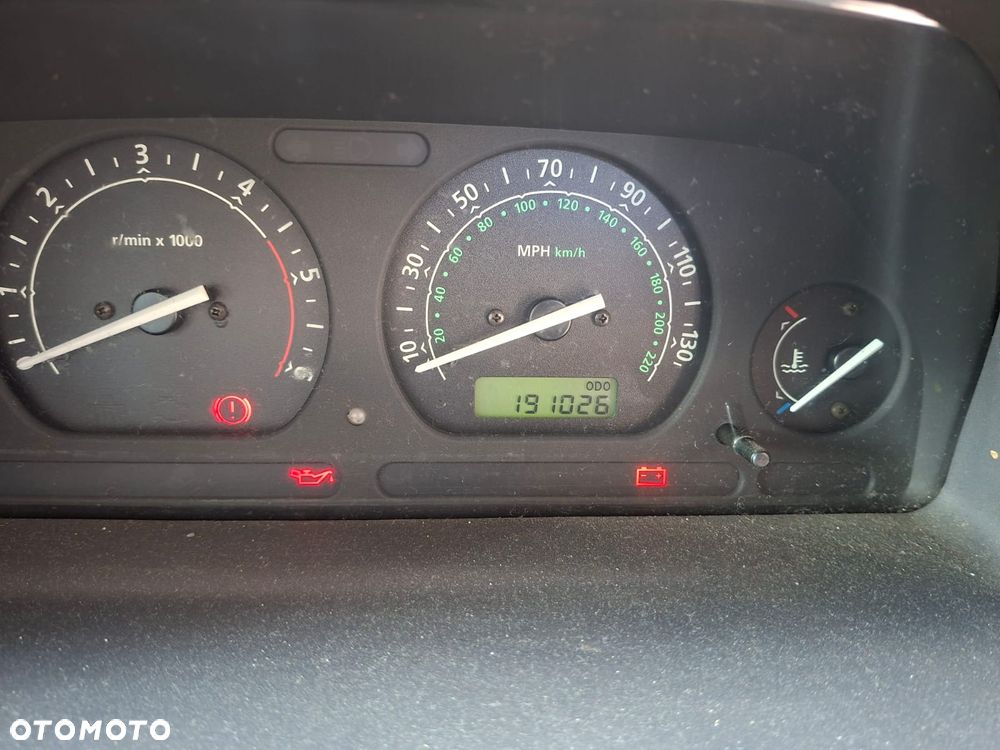 Land Rover Freelander 2.0 D - 16