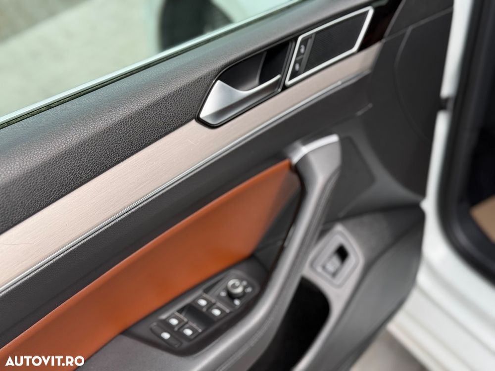 Volkswagen Passat 2.0 TDI DSG R Executive - 16