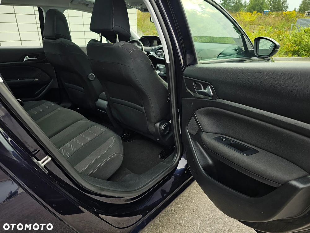 Peugeot 308 SW BlueHDi 150 EAT6 Stop & Start Business-Line - 13