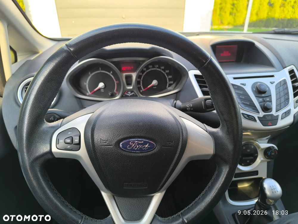 Ford Fiesta - 9
