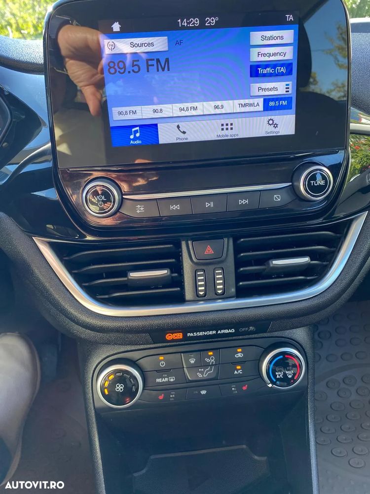 Ford Fiesta 1.1 Trend - 13