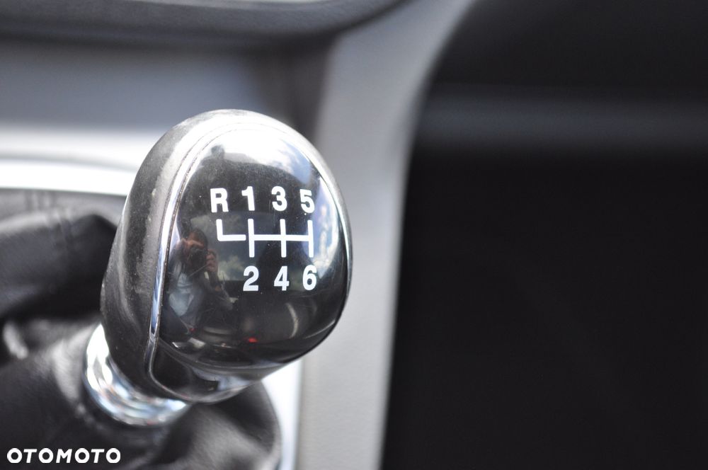 Ford Kuga 2.0 TDCi 4x4 Titanium - 18