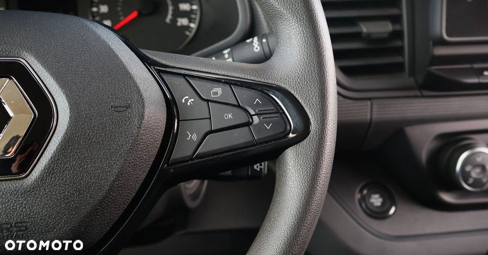 Renault Trafic - 22