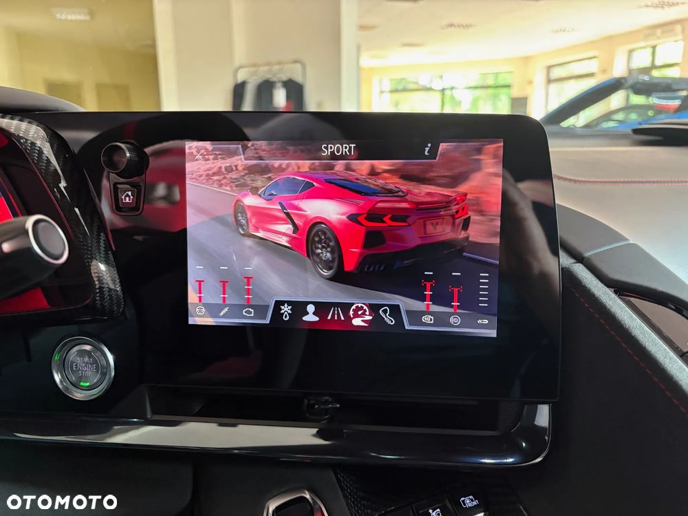 Chevrolet Corvette - 11