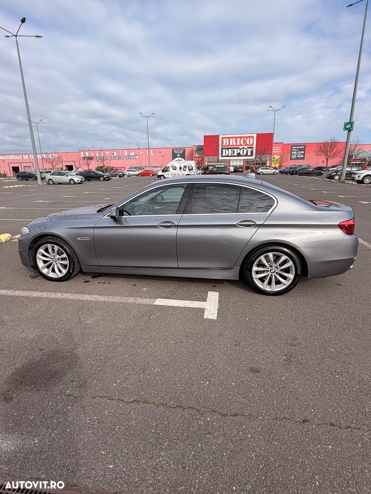 BMW Seria 5 530d xDrive - 8