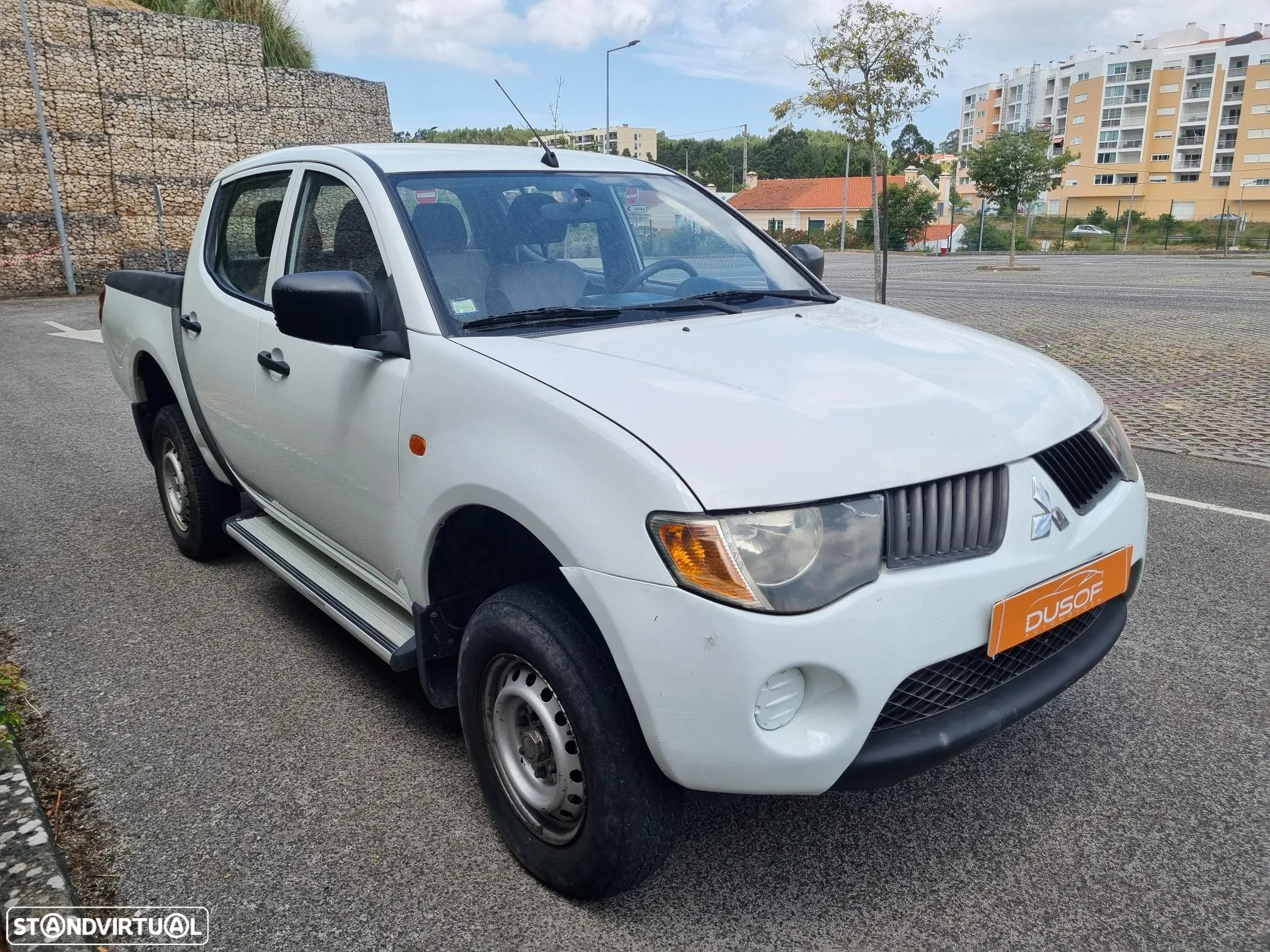 Mitsubishi L200 2.5 DI-D CD Invite AC CC - 4