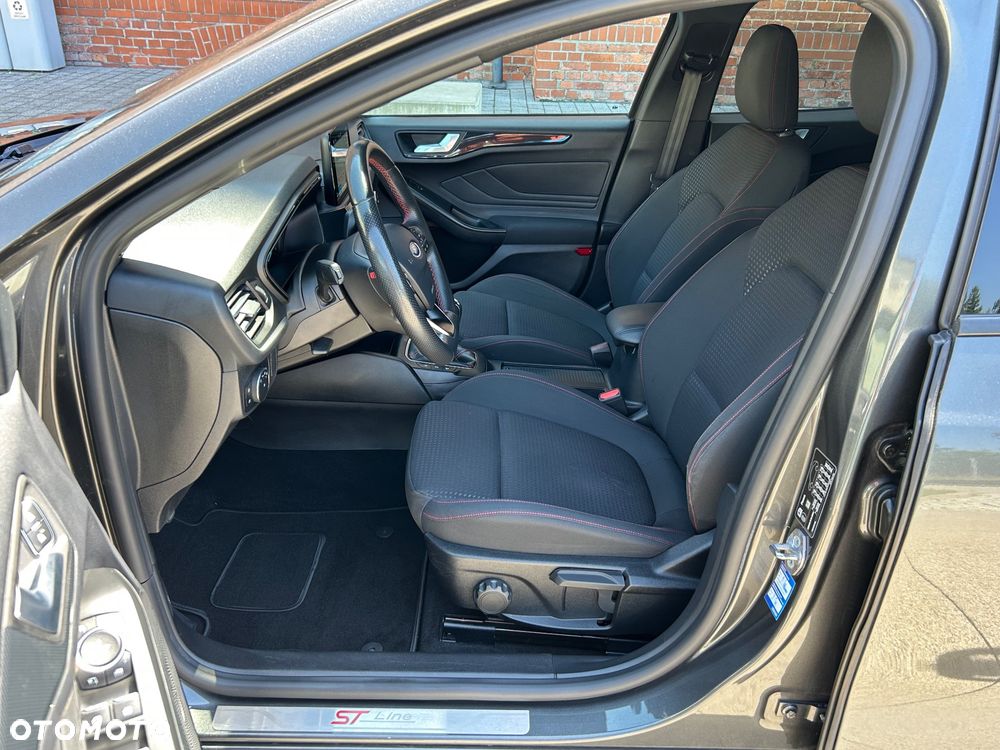 Ford Focus 1.5 EcoBoost STart-Stopp-System ST-LINE - 14