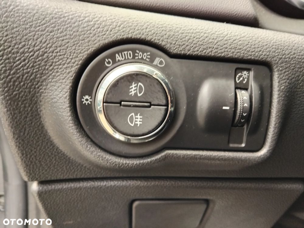 Opel Astra 1.7 CDTI Cosmo - 16