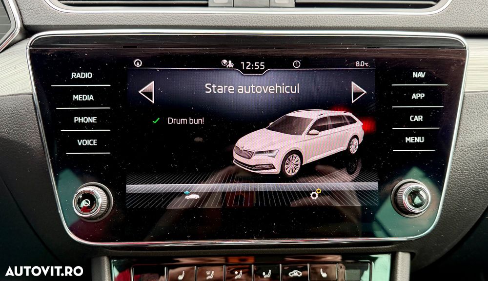 Skoda Superb 2.0 TDI DSG Premium Edition - 25