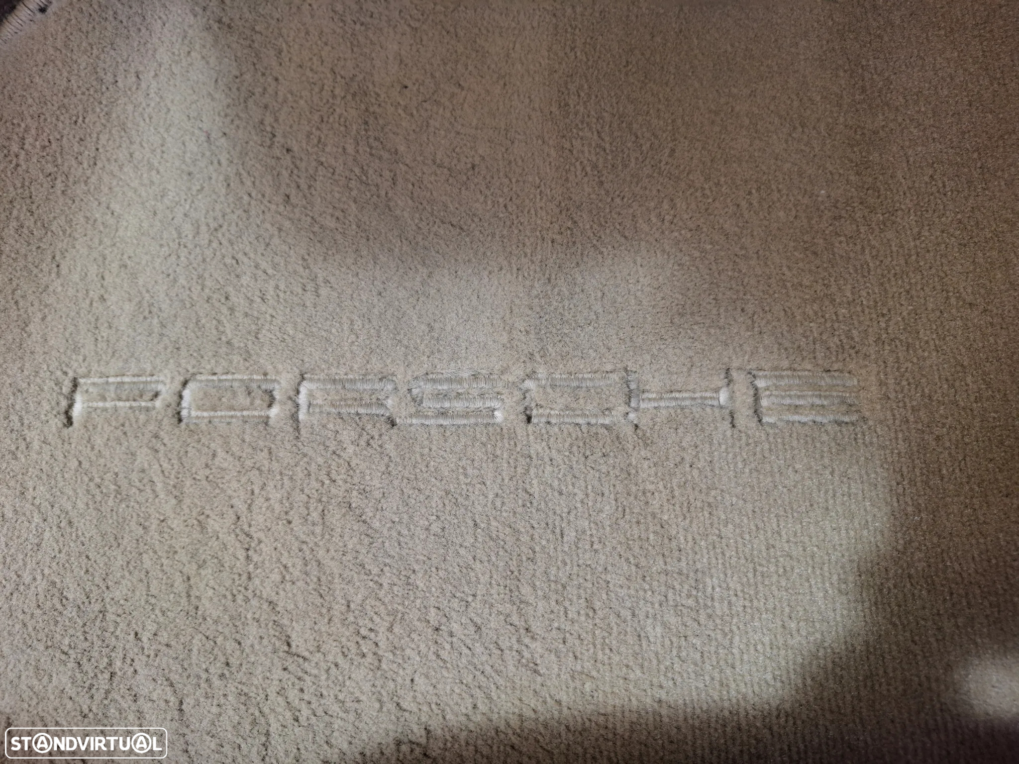 Porsche 911 (996) Carrera Cabrio - 52
