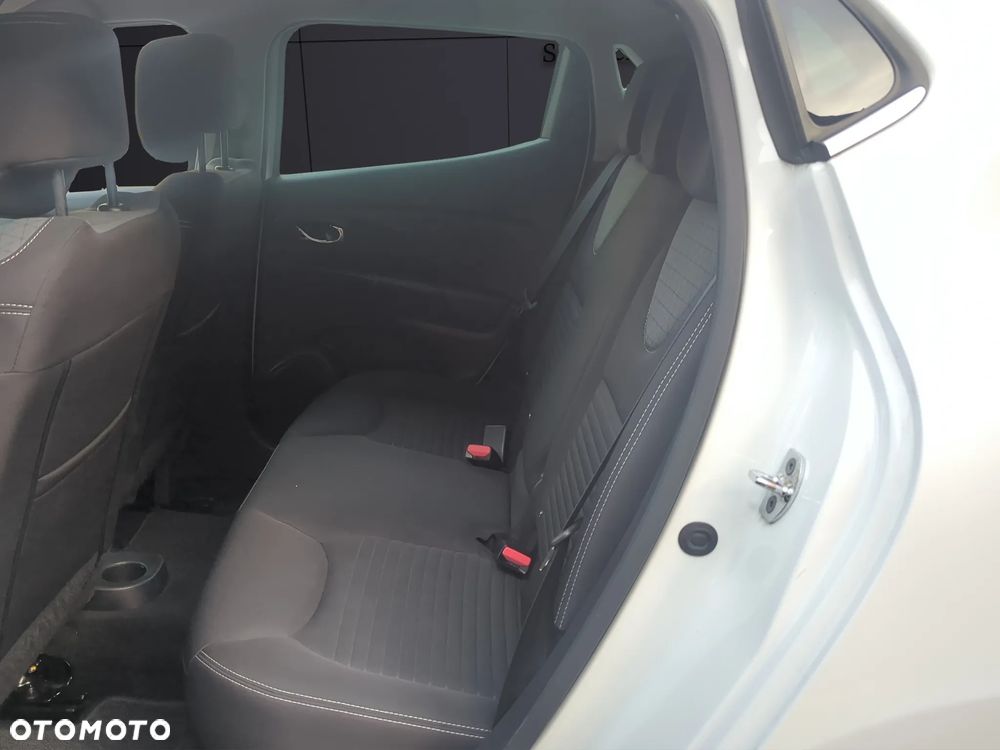 Renault Clio TCe 90 Luxe - 20
