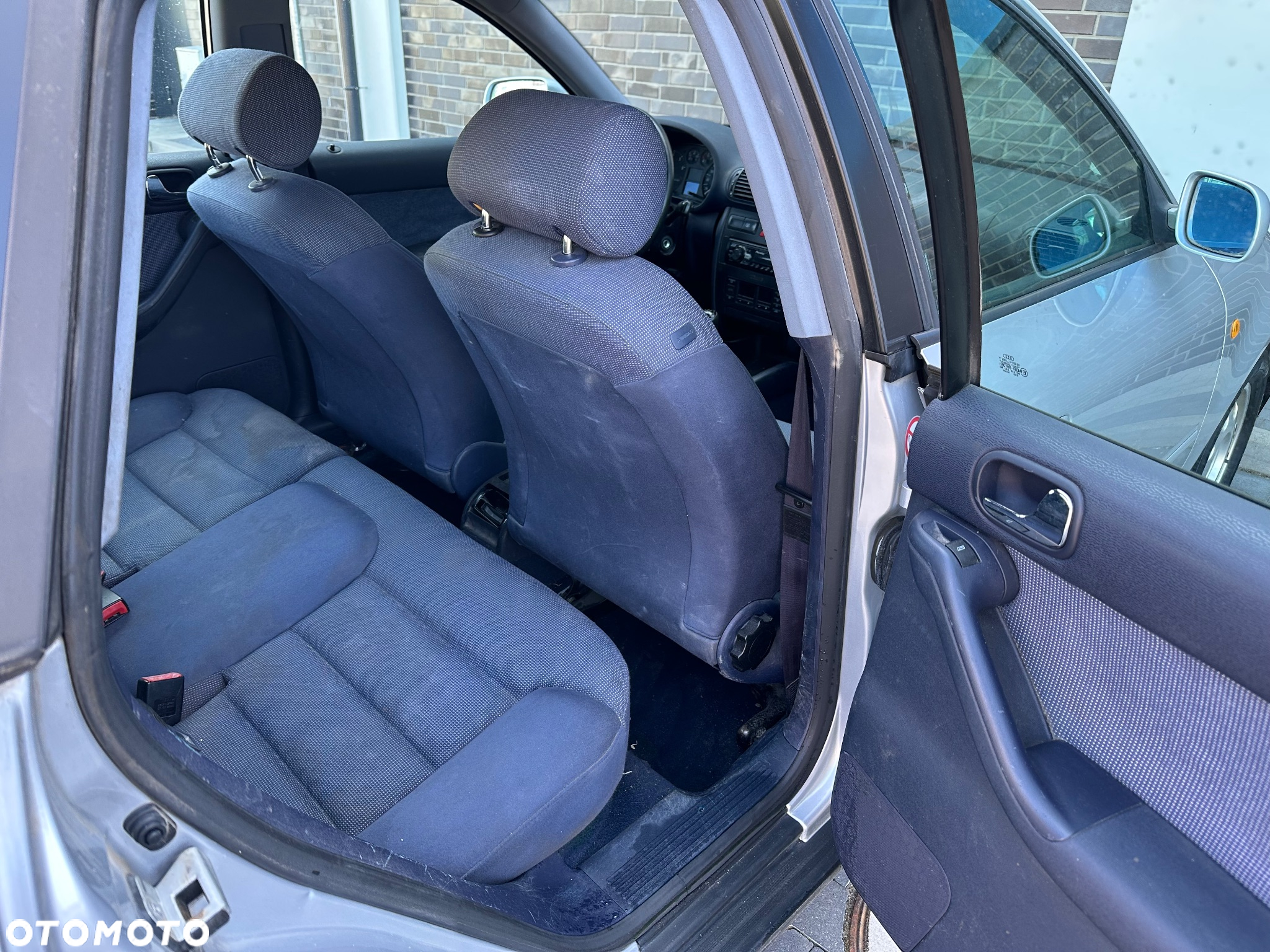 Audi A3 1.6 Ambiente - 8