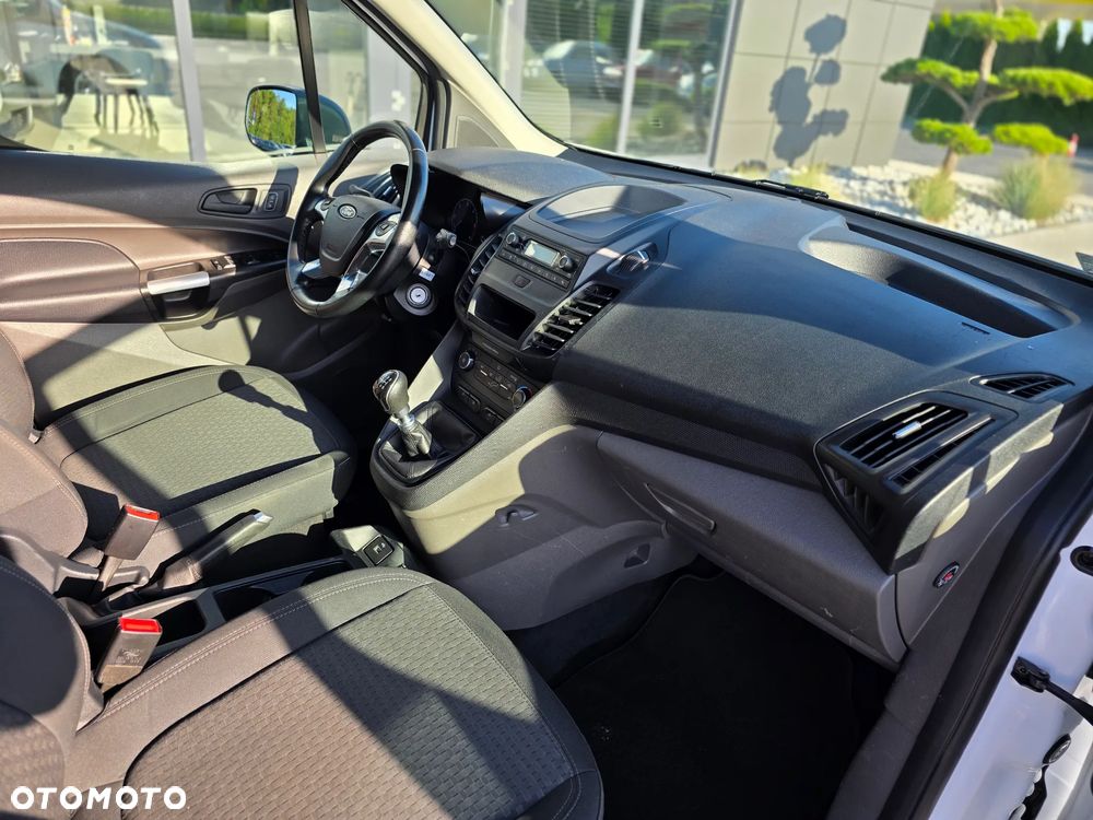 Ford Tourneo Connect - 30