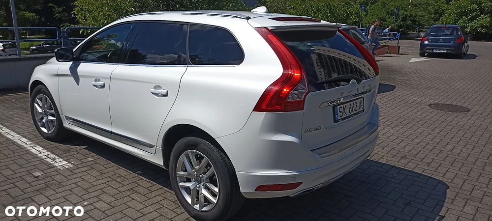 Volvo XC 60 D4 AWD Summum - 9