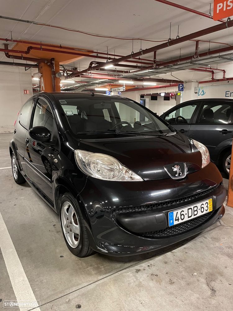 Peugeot 107 1.0 Trendy - 2