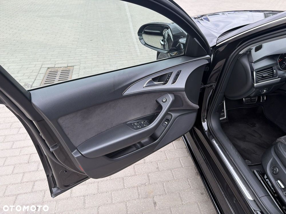 Audi A6 Avant 2.0 TDI Quattro S tronic - 11