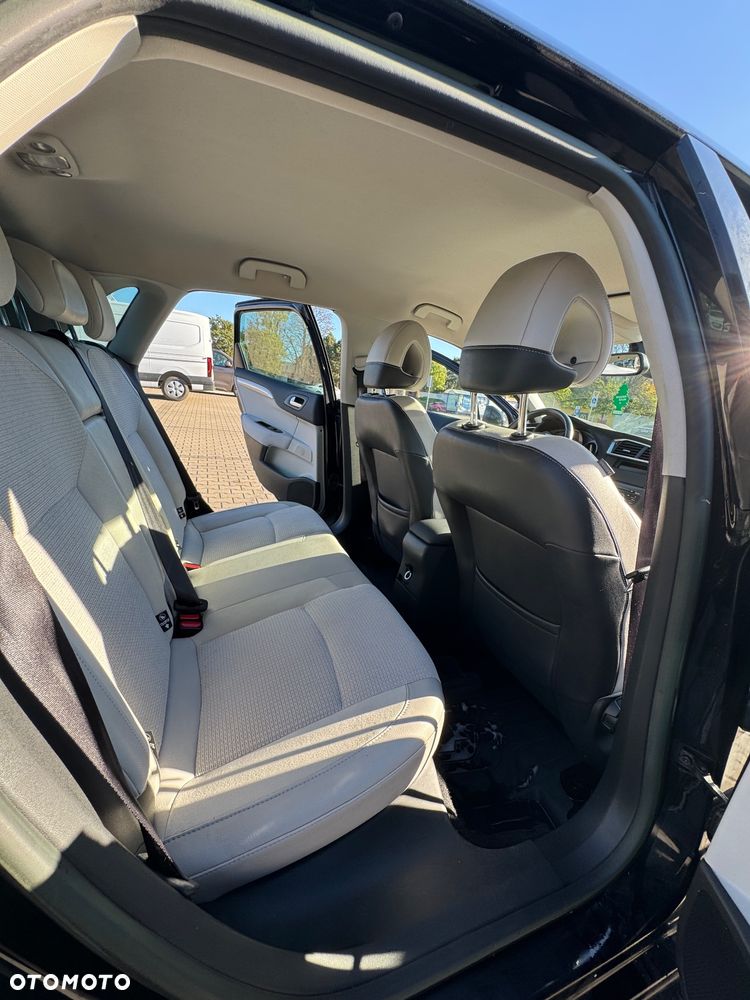 Citroën C4 1.6 VTi Exclusive - 8