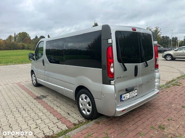 Renault Trafic 2014 photo 5