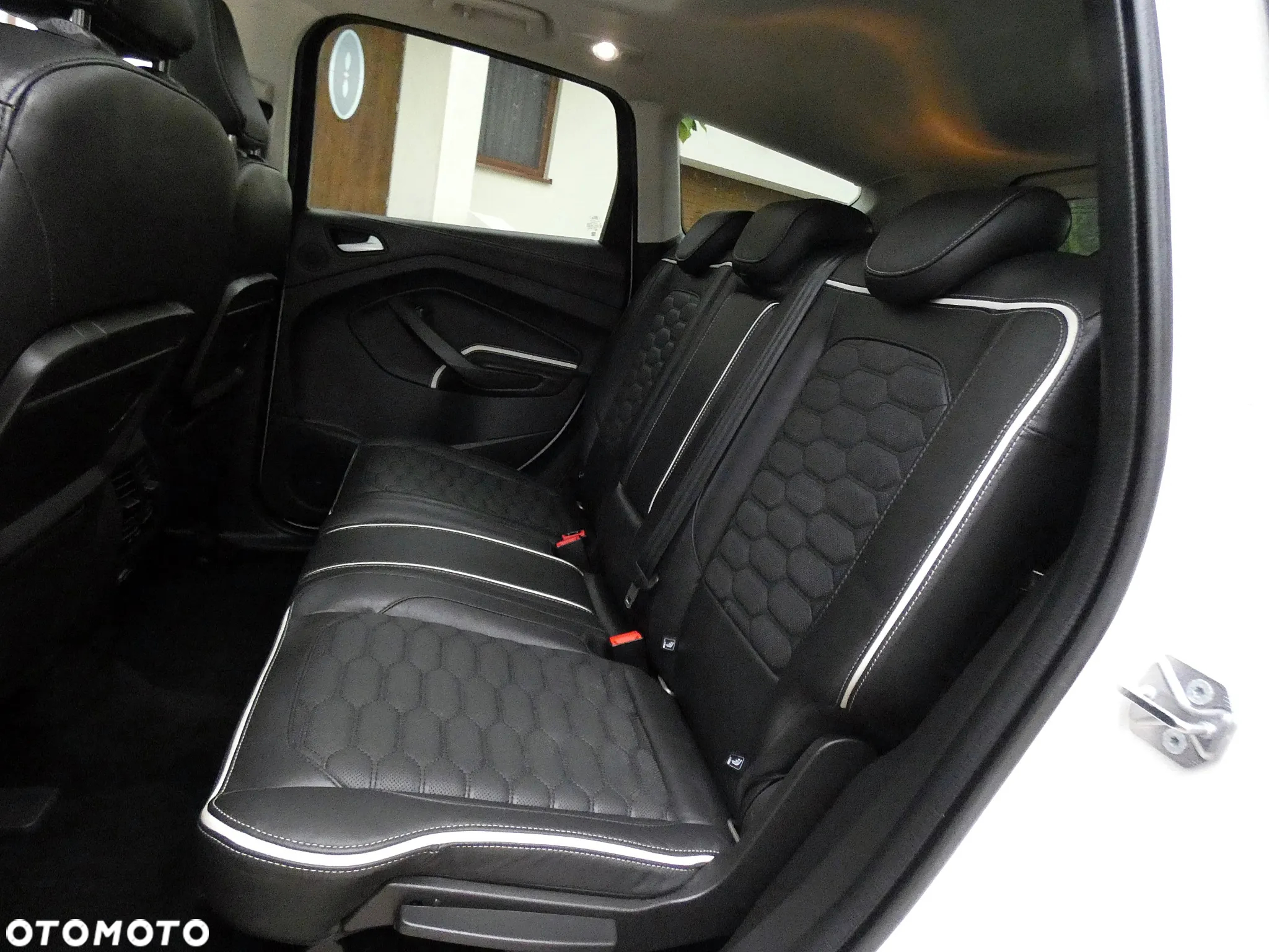 Ford Kuga Vignale 1.5 EcoBoost AWD ASS - 26