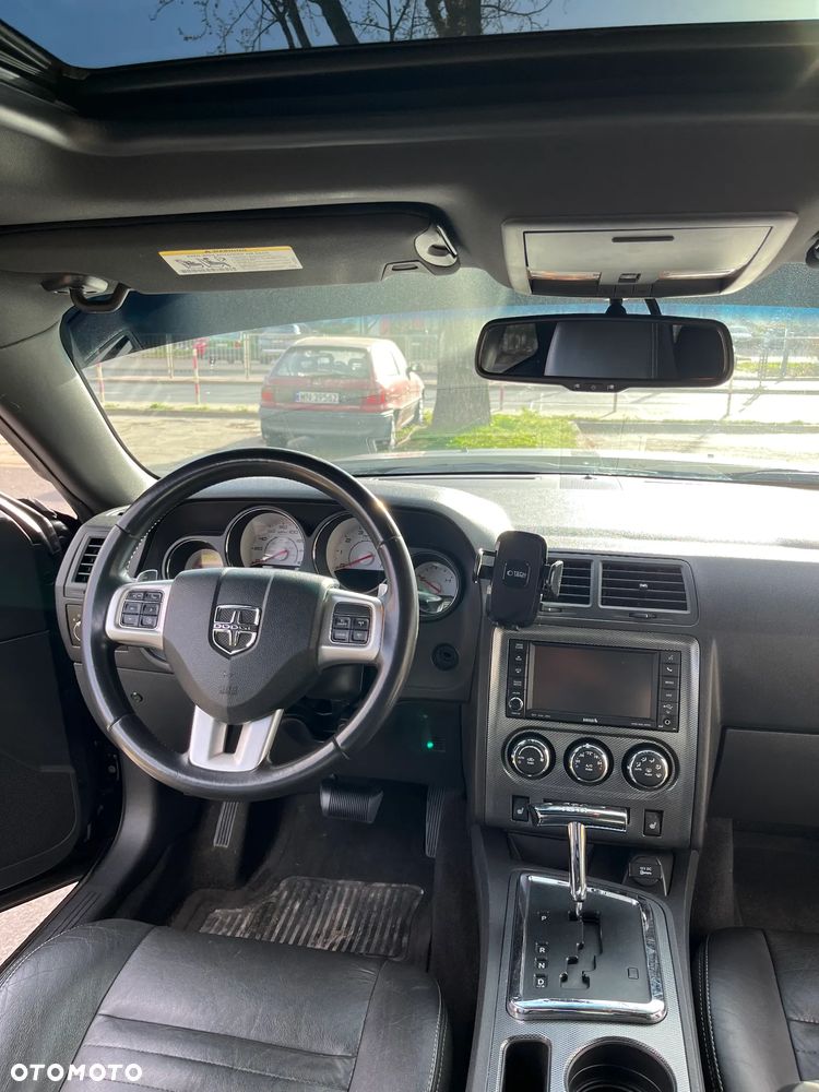 Dodge Challenger 5.7 R/T - 25