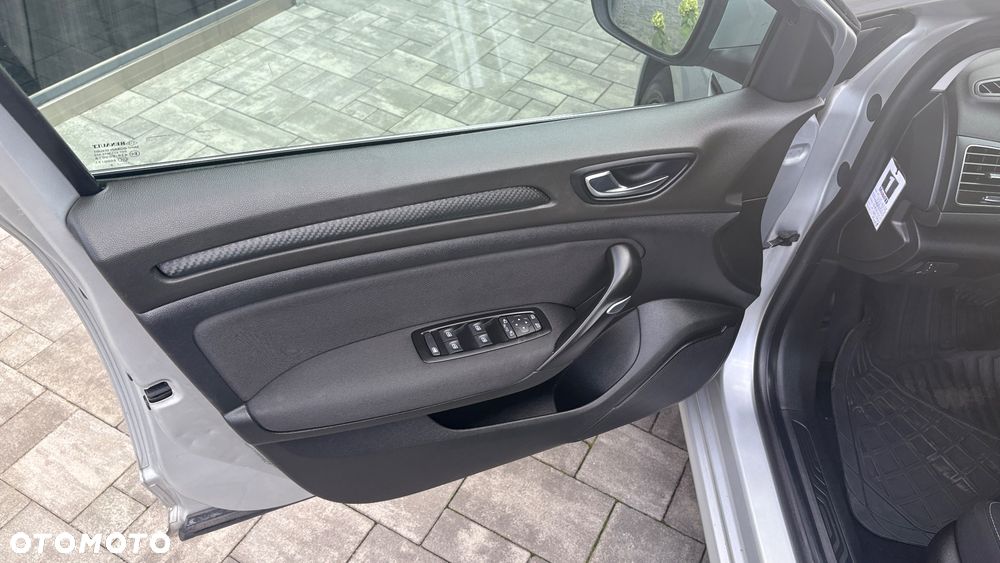 Renault Megane 1.5 dCi Limited EDC - 10