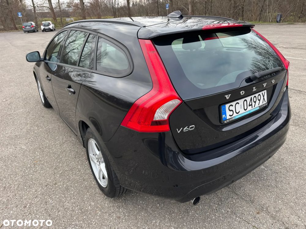 Volvo V60 D2 Kinetic - 8