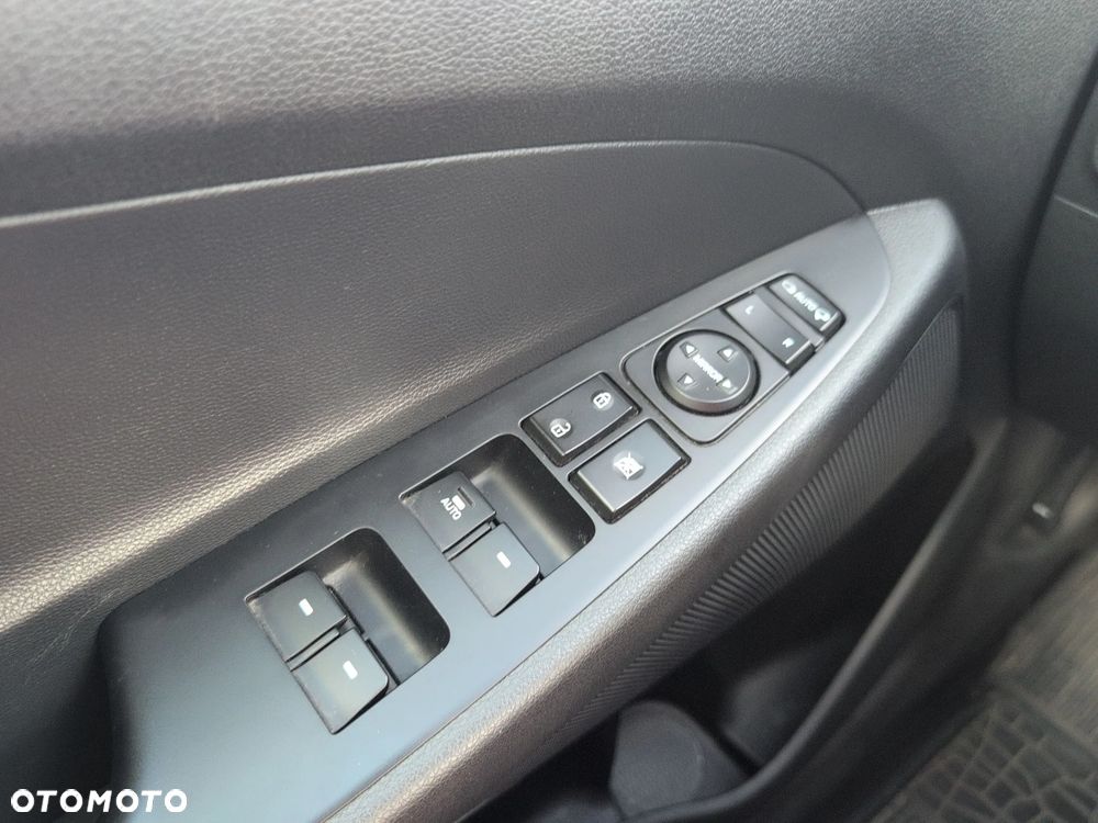 Hyundai Tucson 1.6 GDi Comfort 2WD - 30