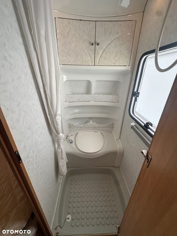 Hobby 540 UFE z ciepłą wodą na gaz i markizą pompowaną. ! RATY ! - 36