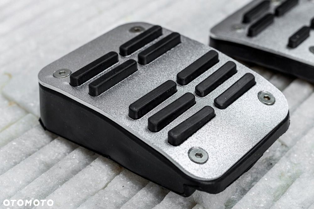 nissan qashqai 2014-2021 manual nakładki na pedały nakładane - 7