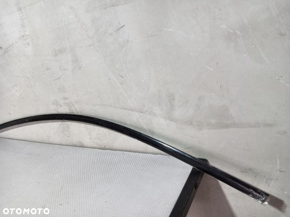 GÓRNA LISTWA DRZWI PRZÓD PRZEDNIA LEWA BMW F40 7473993 - 2