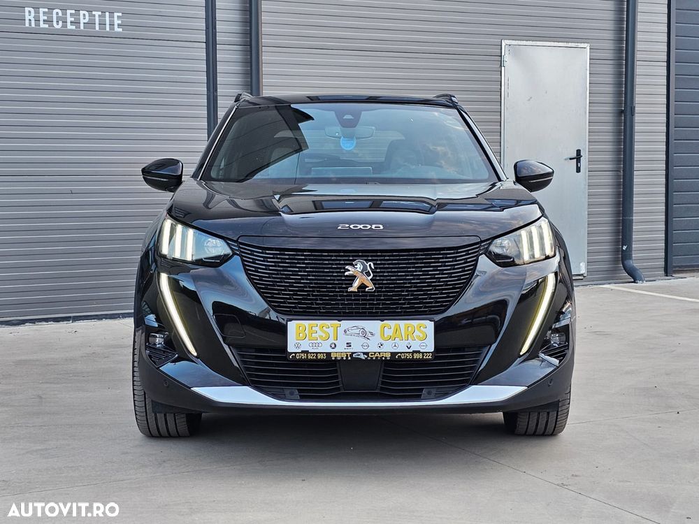 Peugeot 2008 e-2008 GT Line - 11