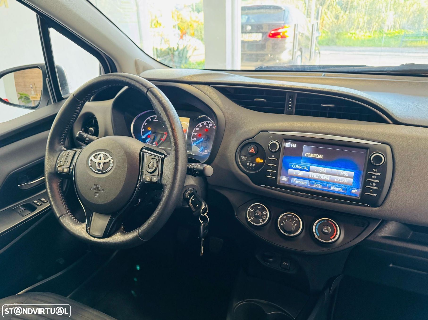 Toyota Yaris 1.0 VVT-i Comfort Plus - 7