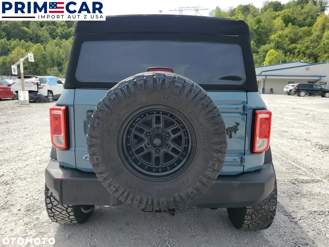 Ford Bronco - 6