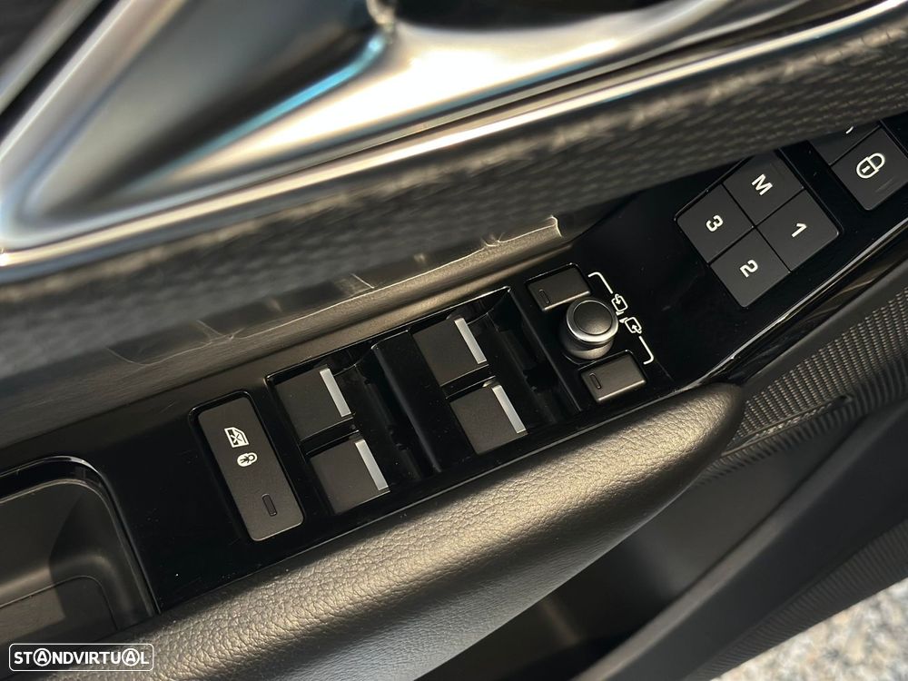 Land Rover Range Rover Velar 2.0 D S - 11