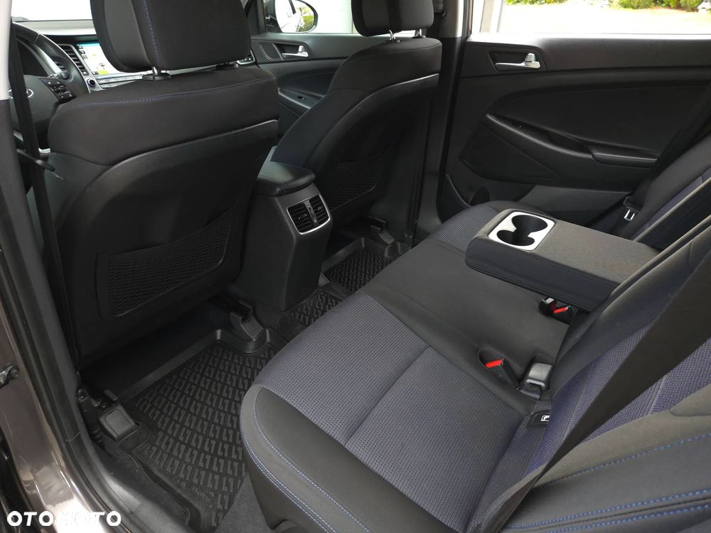 Hyundai Tucson - 38