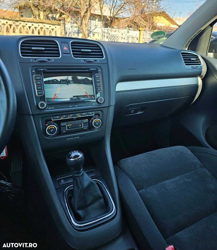 Volkswagen Golf 2.0 TDI Highline - 8