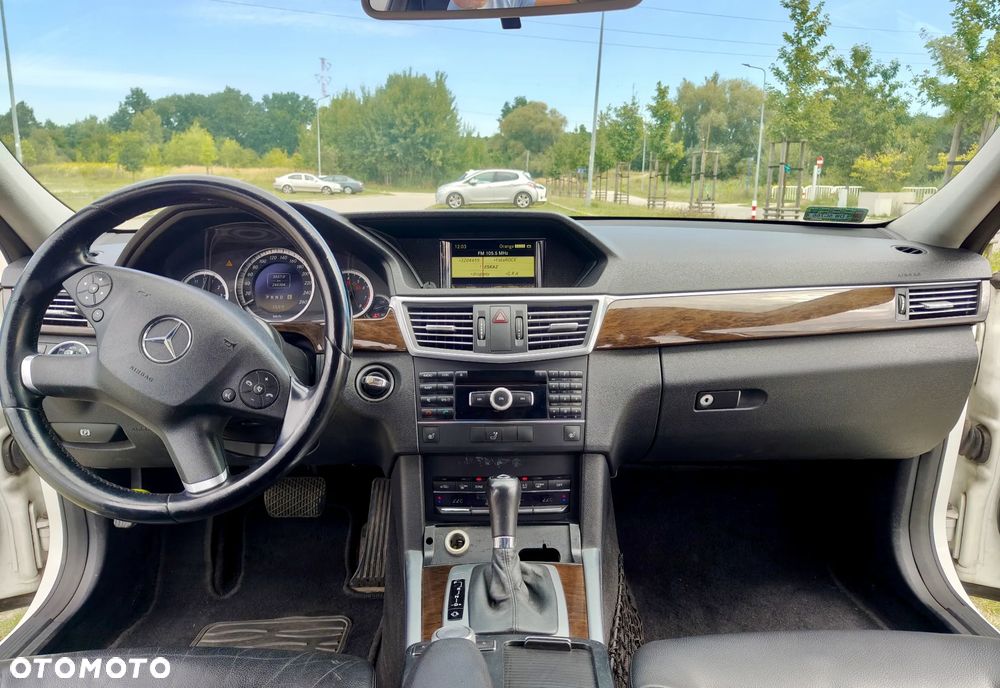 Mercedes-Benz Klasa E - 6