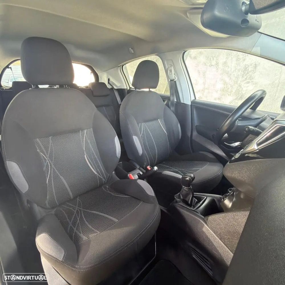 Peugeot 208 1.4 HDi Access - 11