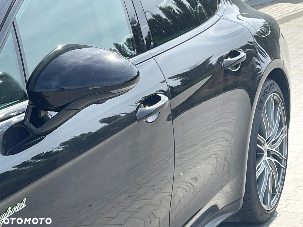 Porsche Panamera - 6