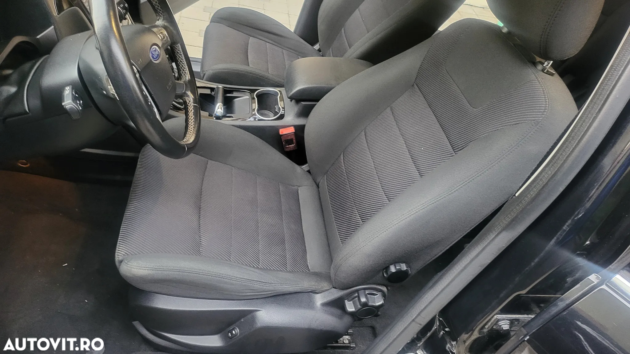 Ford S-Max 2.0 TDCi Titanium - 40